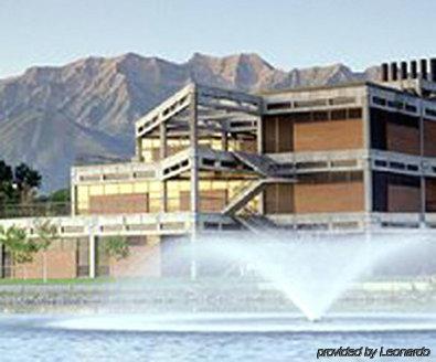 Baymont By Wyndham River Hotel 3*